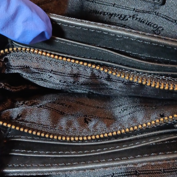 Tommy Bahama Palms Mini Crossbody Bag - Picture 7 of 14